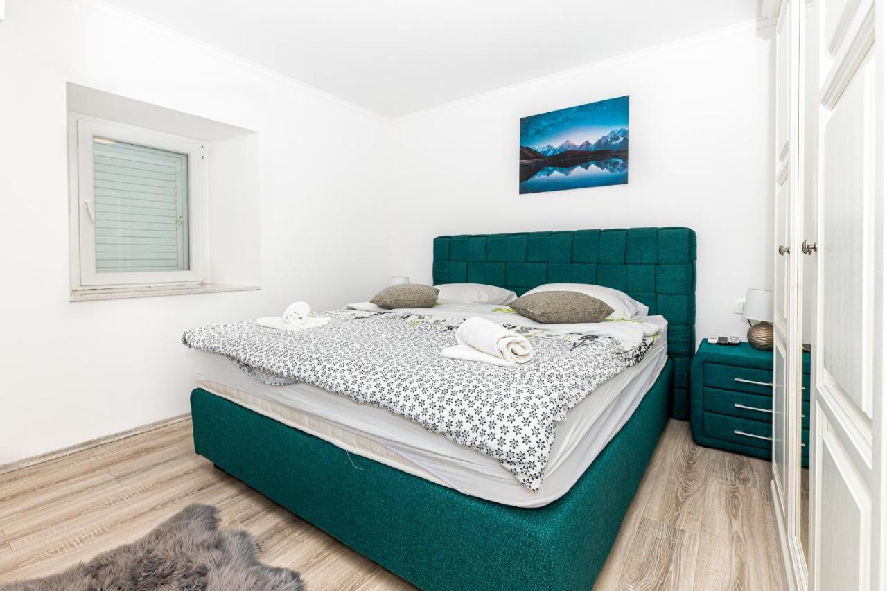 Apartament Pero&mika With Swimming Pool